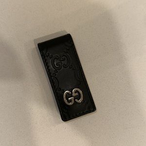 Gucci leather embossed money clip